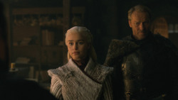 extant_GameOfThrones_8x01-Winterfell_4331