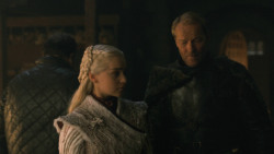 extant_GameOfThrones_8x01-Winterfell_4336