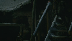 extant_GameOfThrones_8x01-Winterfell_4362