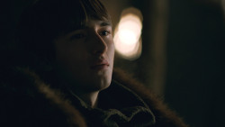 extant_GameOfThrones_8x01-Winterfell_4395