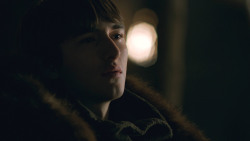 extant_GameOfThrones_8x01-Winterfell_4396