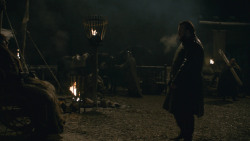 extant_GameOfThrones_8x01-Winterfell_4403