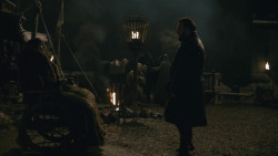 extant_GameOfThrones_8x01-Winterfell_4406