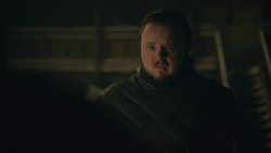 extant_GameOfThrones_8x01-Winterfell_4418