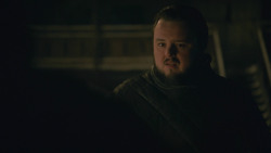 extant_GameOfThrones_8x01-Winterfell_4428