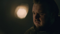 extant_GameOfThrones_8x01-Winterfell_4443
