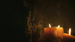 extant_GameOfThrones_8x01-Winterfell_4456