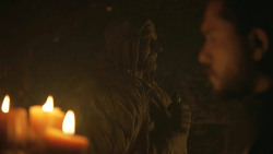 extant_GameOfThrones_8x01-Winterfell_4472