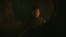 extant_GameOfThrones_8x01-Winterfell_4477