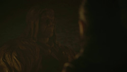 extant_GameOfThrones_8x01-Winterfell_4492