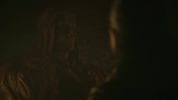 extant_GameOfThrones_8x01-Winterfell_4494