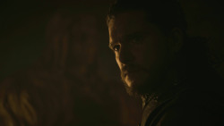 extant_GameOfThrones_8x01-Winterfell_4501