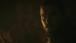 extant_GameOfThrones_8x01-Winterfell_4504