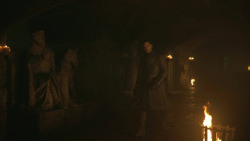 extant_GameOfThrones_8x01-Winterfell_4508