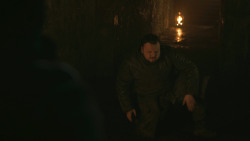 extant_GameOfThrones_8x01-Winterfell_4514