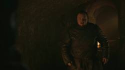 extant_GameOfThrones_8x01-Winterfell_4520