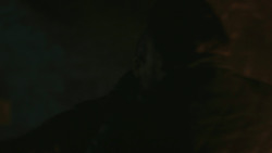 extant_GameOfThrones_8x01-Winterfell_4523