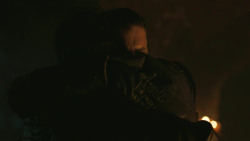 extant_GameOfThrones_8x01-Winterfell_4526