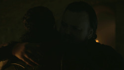extant_GameOfThrones_8x01-Winterfell_4528