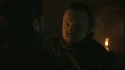 extant_GameOfThrones_8x01-Winterfell_4536