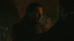 extant_GameOfThrones_8x01-Winterfell_4538