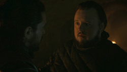 extant_GameOfThrones_8x01-Winterfell_4555