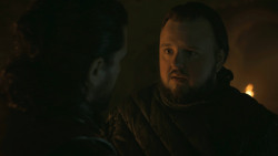 extant_GameOfThrones_8x01-Winterfell_4556