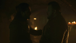 extant_GameOfThrones_8x01-Winterfell_4559