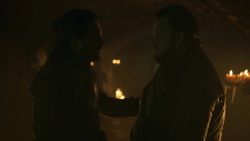 extant_GameOfThrones_8x01-Winterfell_4561
