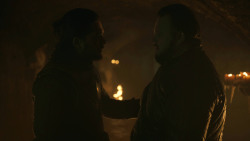 extant_GameOfThrones_8x01-Winterfell_4568