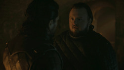 extant_GameOfThrones_8x01-Winterfell_4574