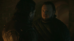 extant_GameOfThrones_8x01-Winterfell_4576