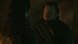 extant_GameOfThrones_8x01-Winterfell_4586