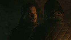 extant_GameOfThrones_8x01-Winterfell_4594