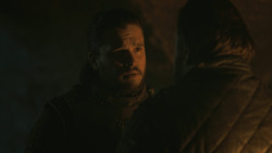 extant_GameOfThrones_8x01-Winterfell_4617