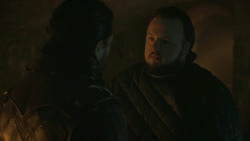 extant_GameOfThrones_8x01-Winterfell_4622