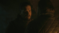 extant_GameOfThrones_8x01-Winterfell_4623