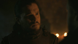 extant_GameOfThrones_8x01-Winterfell_4635