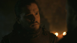 extant_GameOfThrones_8x01-Winterfell_4637
