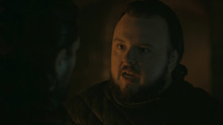 extant_GameOfThrones_8x01-Winterfell_4647