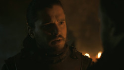 extant_GameOfThrones_8x01-Winterfell_4651