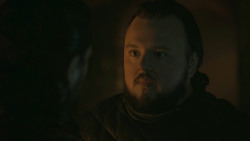 extant_GameOfThrones_8x01-Winterfell_4659