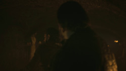 extant_GameOfThrones_8x01-Winterfell_4673