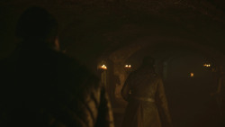 extant_GameOfThrones_8x01-Winterfell_4676