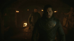 extant_GameOfThrones_8x01-Winterfell_4682