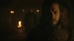 extant_GameOfThrones_8x01-Winterfell_4685