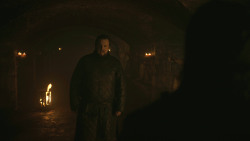extant_GameOfThrones_8x01-Winterfell_4706