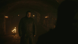 extant_GameOfThrones_8x01-Winterfell_4708