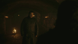 extant_GameOfThrones_8x01-Winterfell_4710