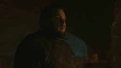 extant_GameOfThrones_8x01-Winterfell_4725